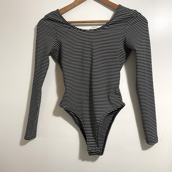 Topshop Bow Back Stripe Bodysuit - Picture 5 of 8